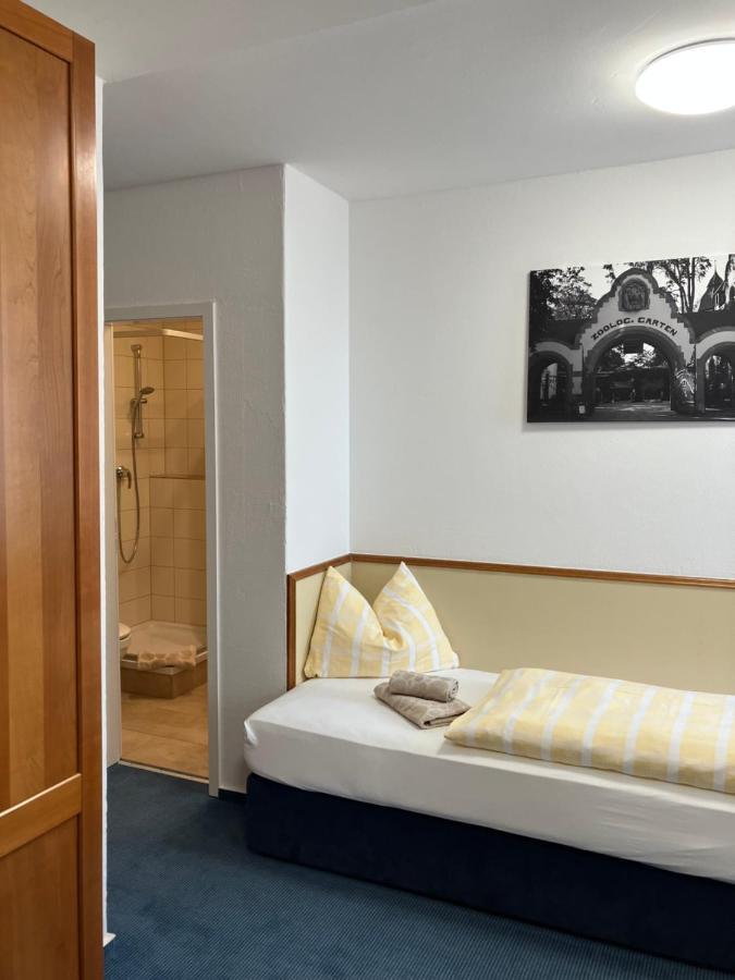 Hotel am Bayrischen Platz Leipzig Exterior foto