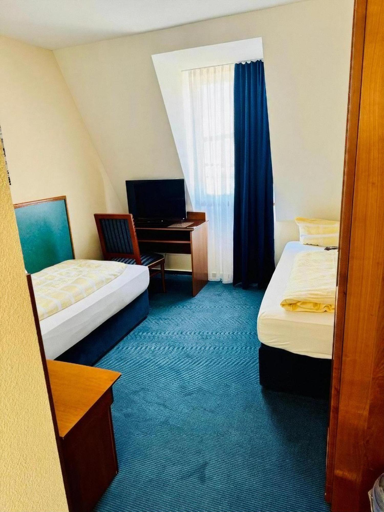 Hotel am Bayrischen Platz Leipzig Zimmer foto